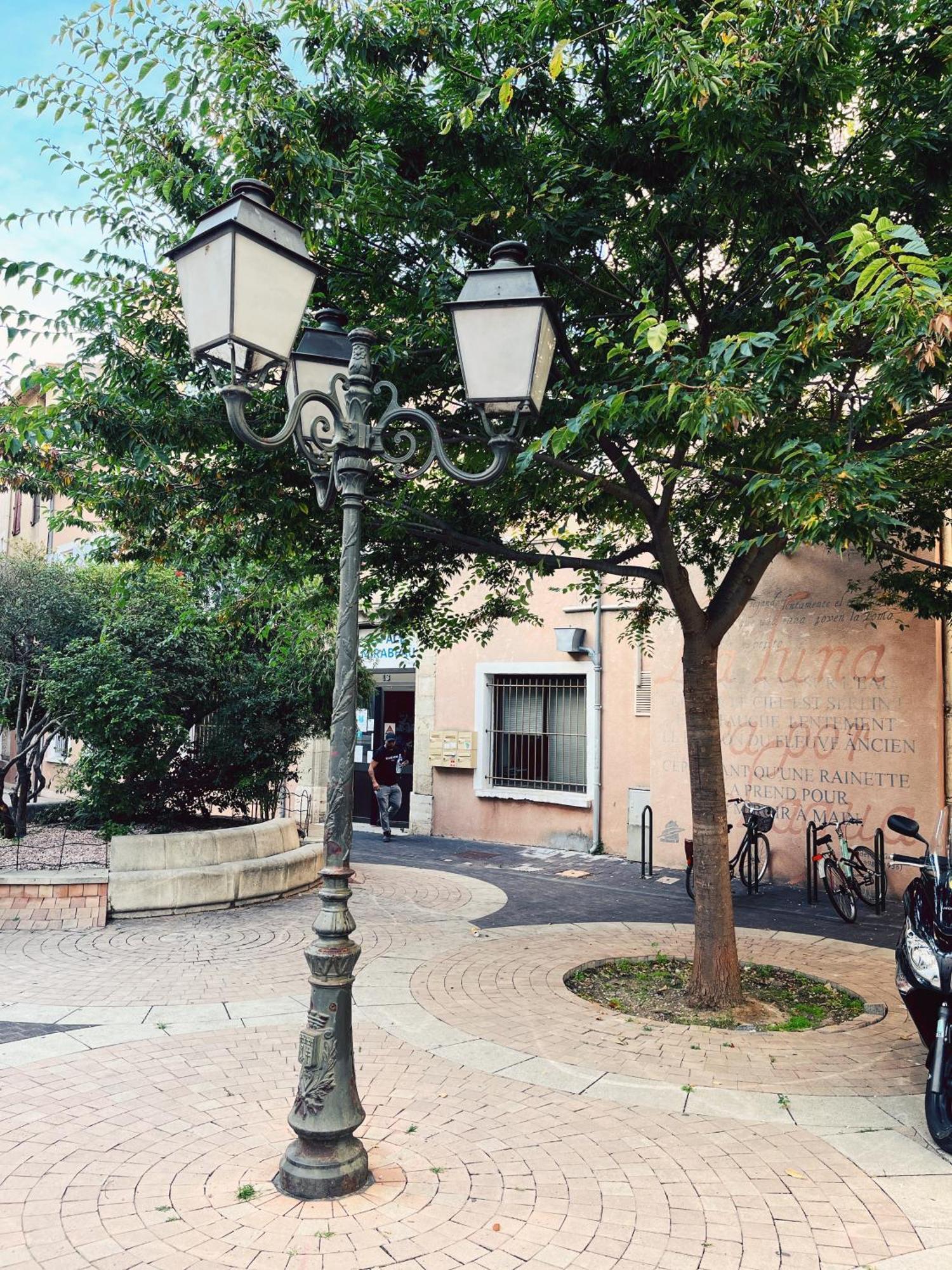 Appartement Chez Rose Narbonne Bagian luar foto