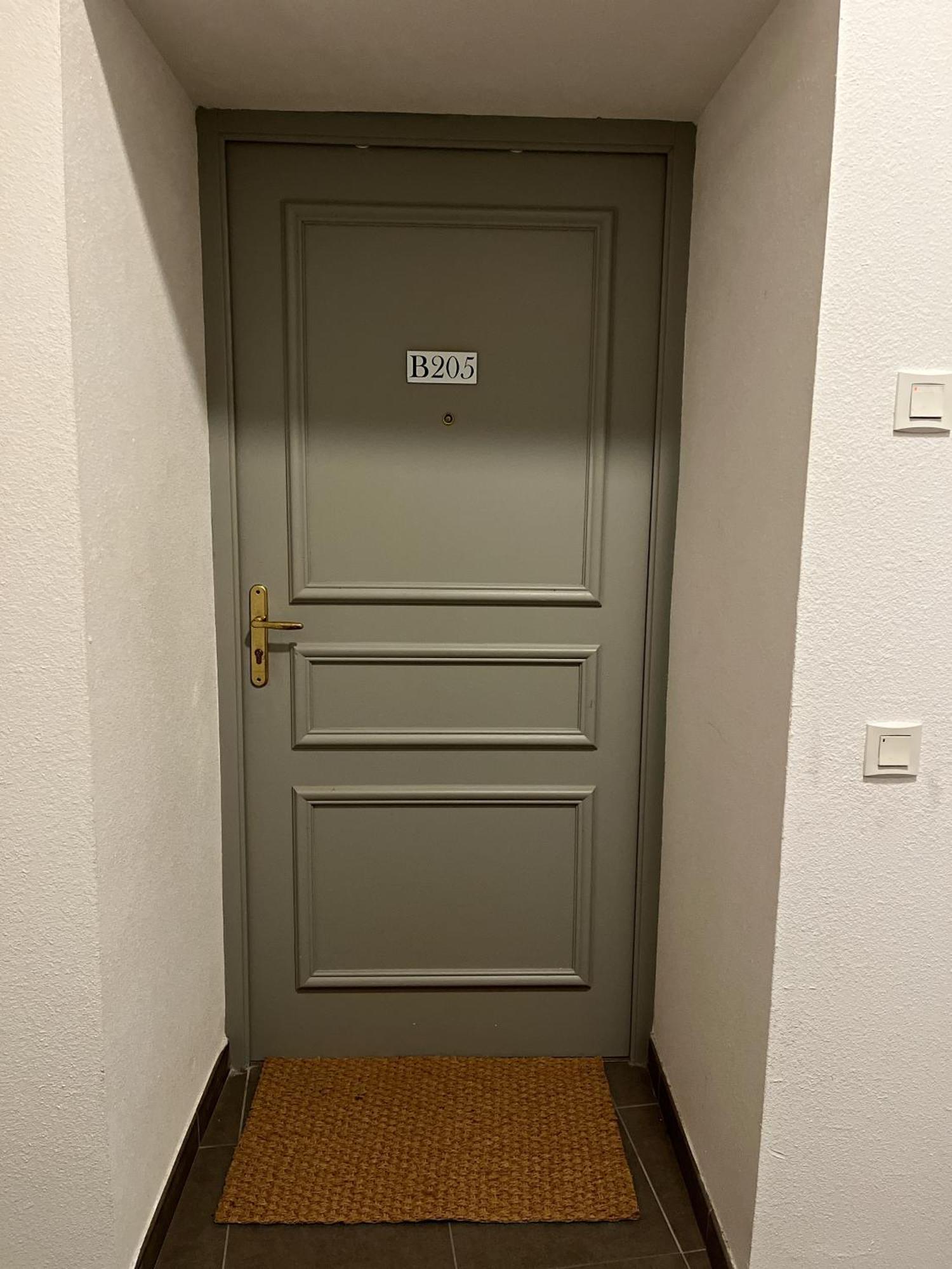 Appartement Chez Rose Narbonne Bagian luar foto